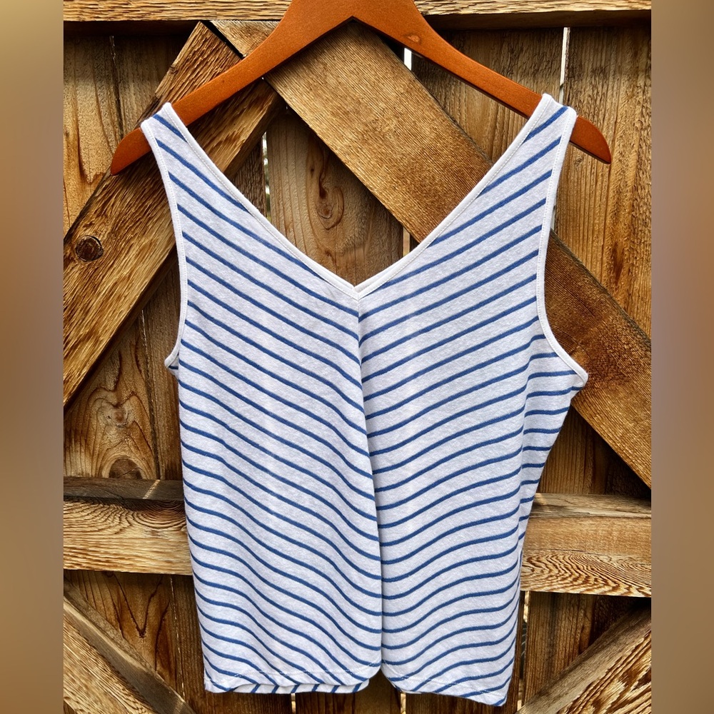 LOFT Tank Top White With Blue Stripes Size M NWOT 17” Chest, 24” Length
